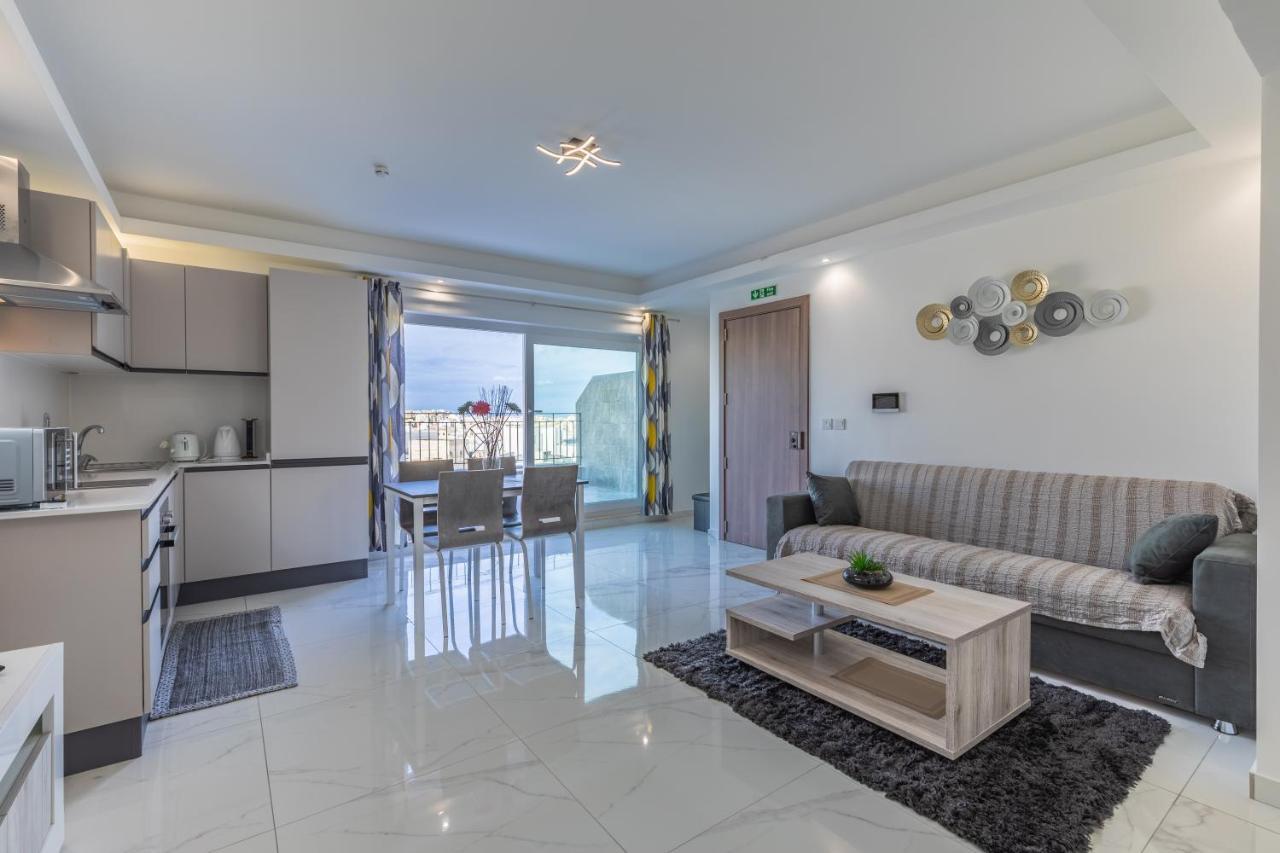 Terrace View- A Charming Two Bedrooms Penthouse Ac-Wifi Msida Buitenkant foto
