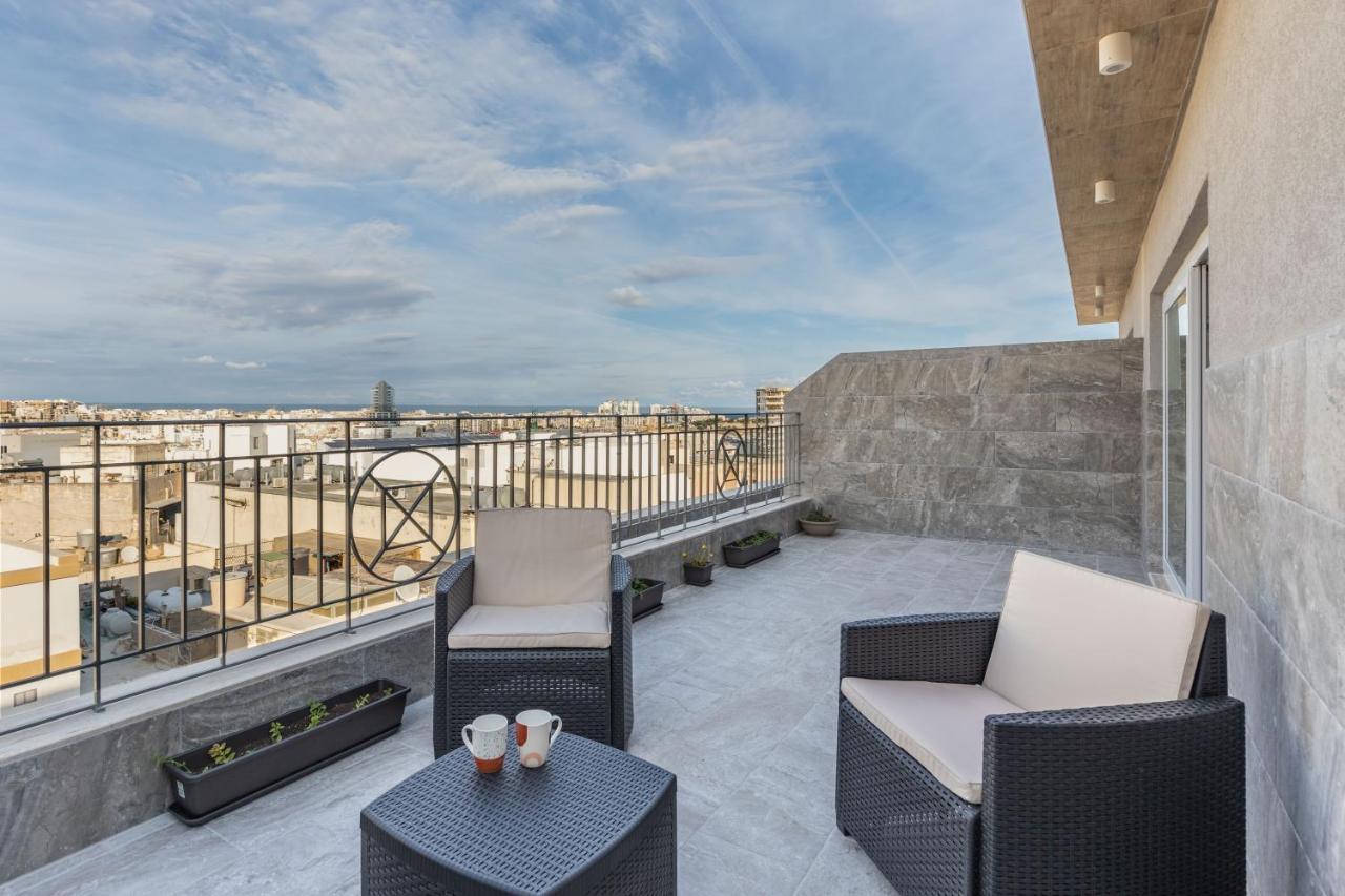 Terrace View- A Charming Two Bedrooms Penthouse Ac-Wifi Msida Buitenkant foto