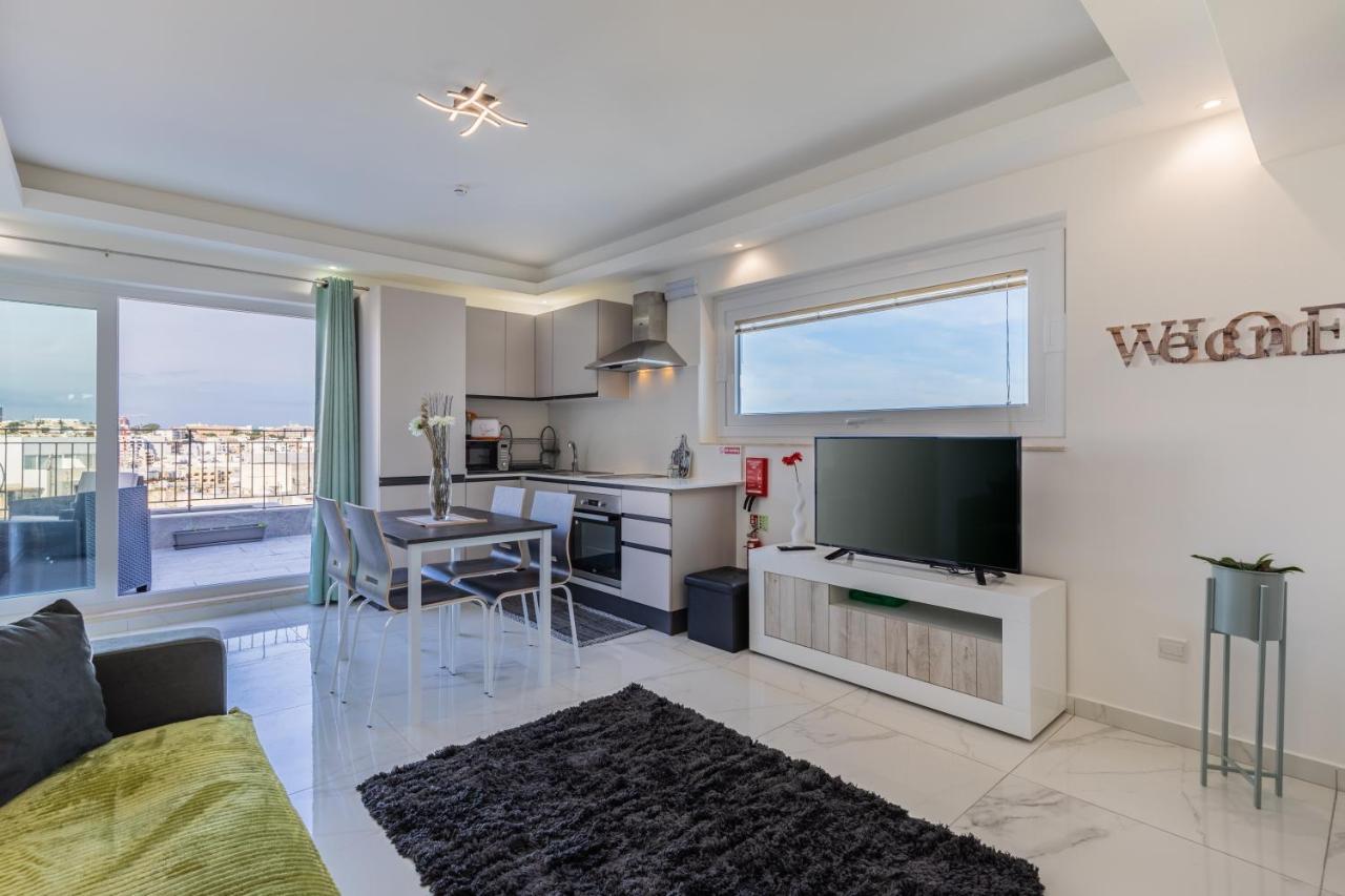 Terrace View- A Charming Two Bedrooms Penthouse Ac-Wifi Msida Buitenkant foto