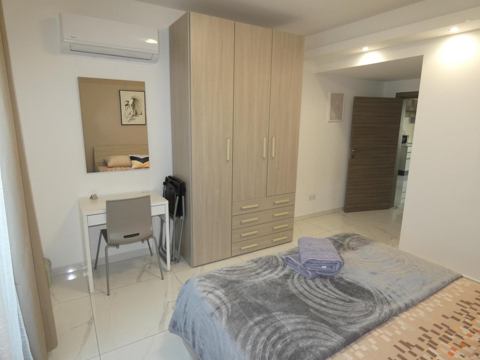 Terrace View - A Stylish Two Bedrooms Penthouse Ac-Wifi Msida Buitenkant foto